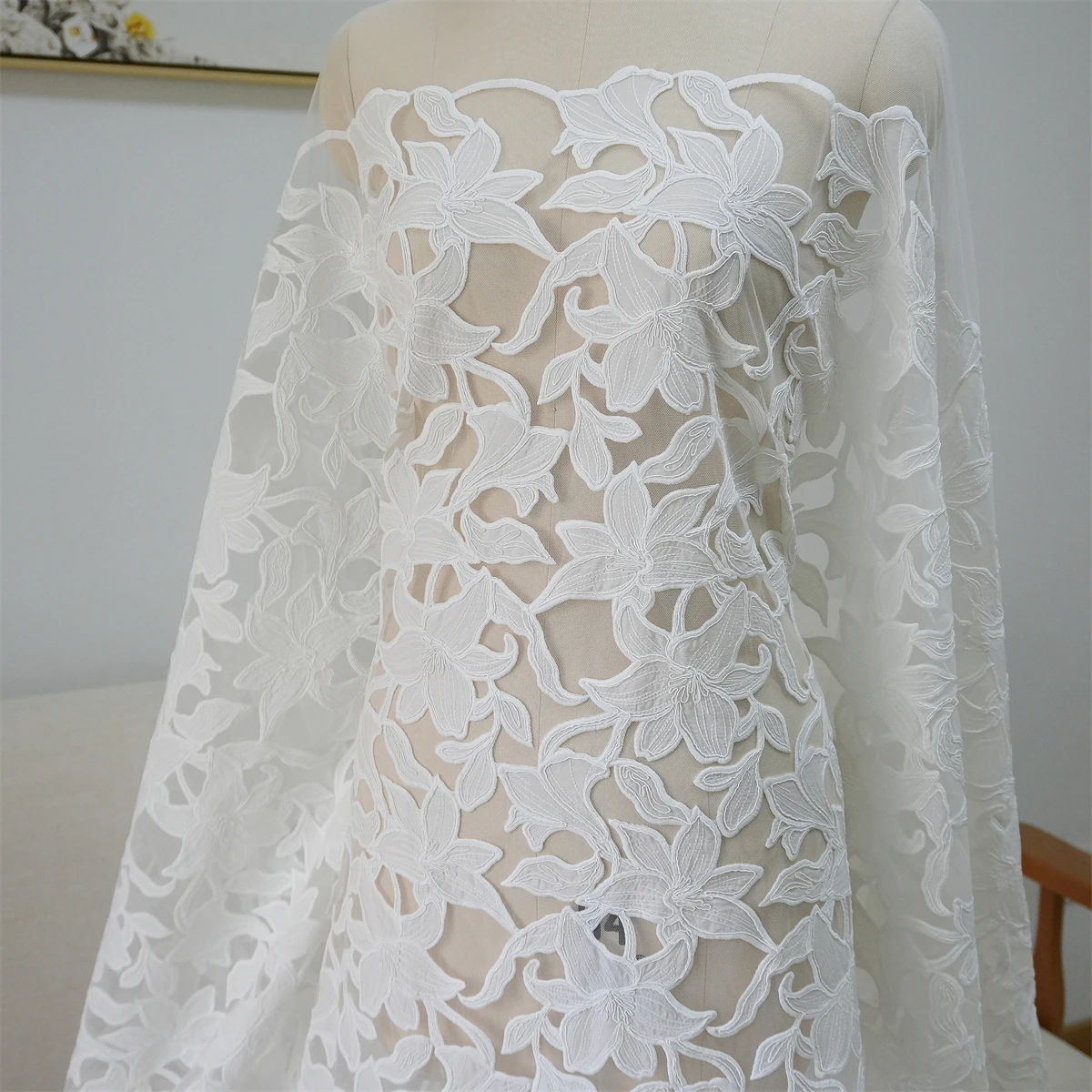 New High Quality White Flower - đánh giá và giá Embroidery White Dress