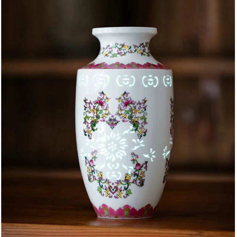 

Jingdezhen Ceramic Flower Vase Glazed Painting Shoutao Bottle Hollow Carving Craft Ornaments Study Table Home Decoration