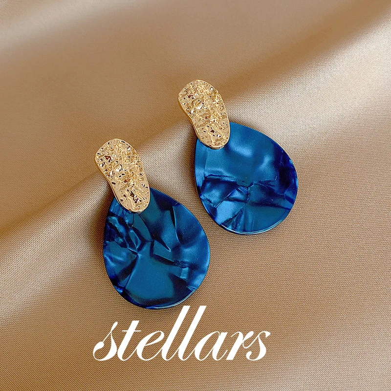 

Silver Needle Retro Bright Color Acrylic Pleated Teardrop Stud Earrings High-End Elegant Geometric Earrings for Women