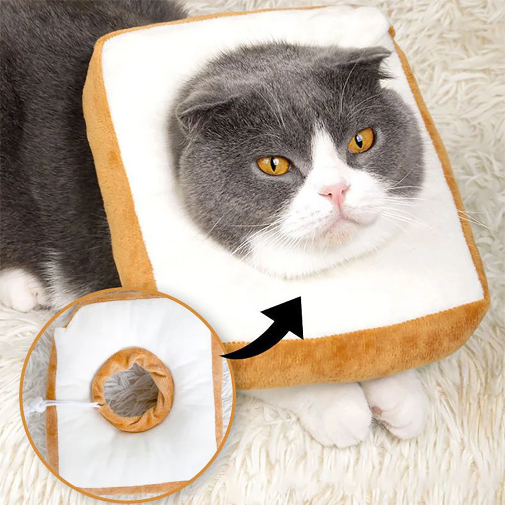 After pet surgery, cats can use imitation toast bread to prevent licking the cat's neck loop, which does not affect their eating