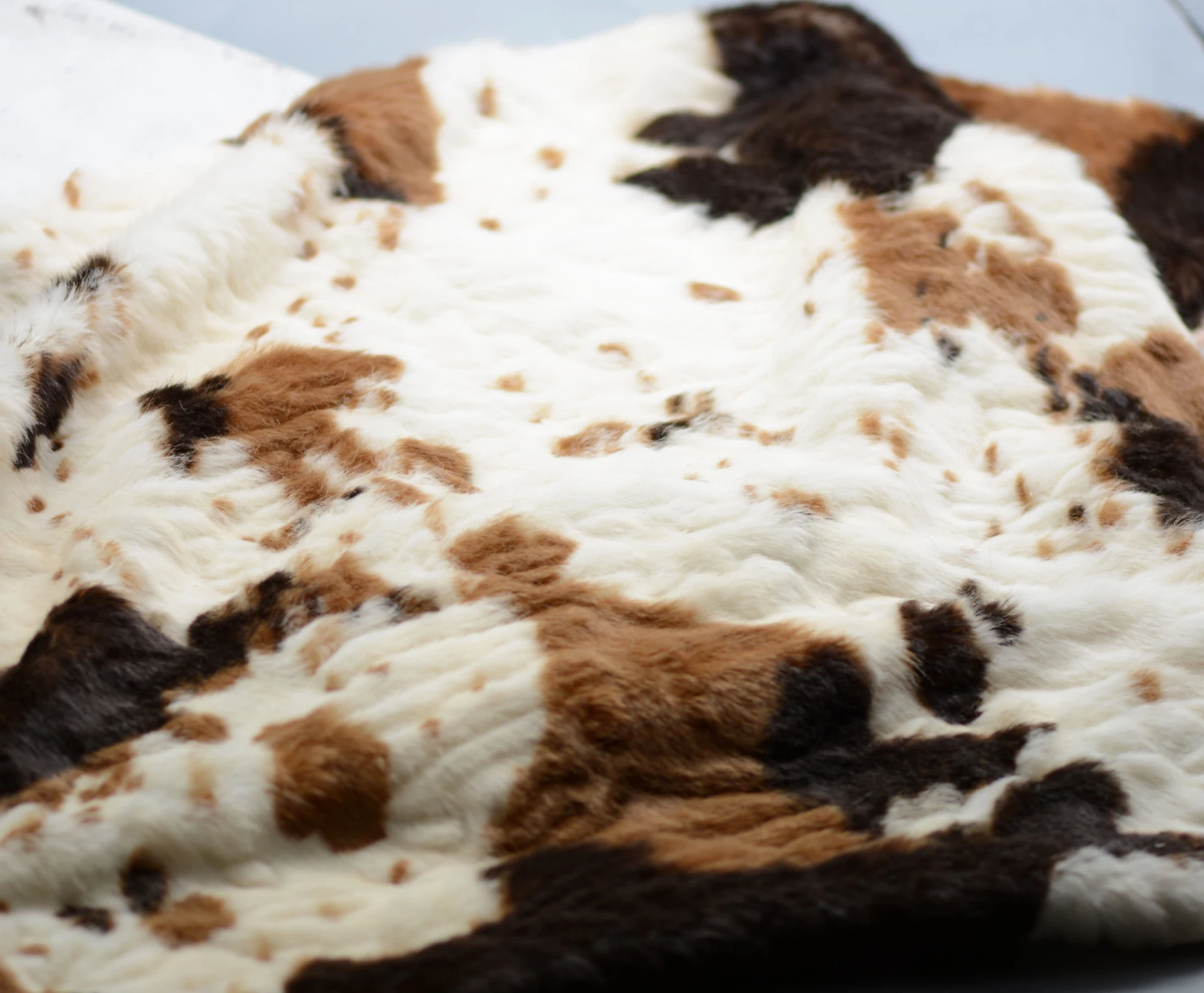 

1yard Toy Doll Coat Vest Stage Cosplay DIY Newborn Photographic fabric Cow patterned plush fur Fabrics For clothing