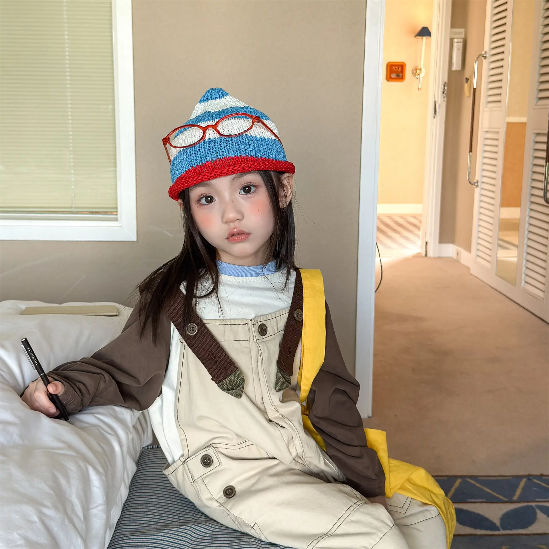 

2026 Spring New Children Loose Overalls Cotton Girls Solid Strap Trousers Fashion Toddler Boys Casual Pants Kids Clothes