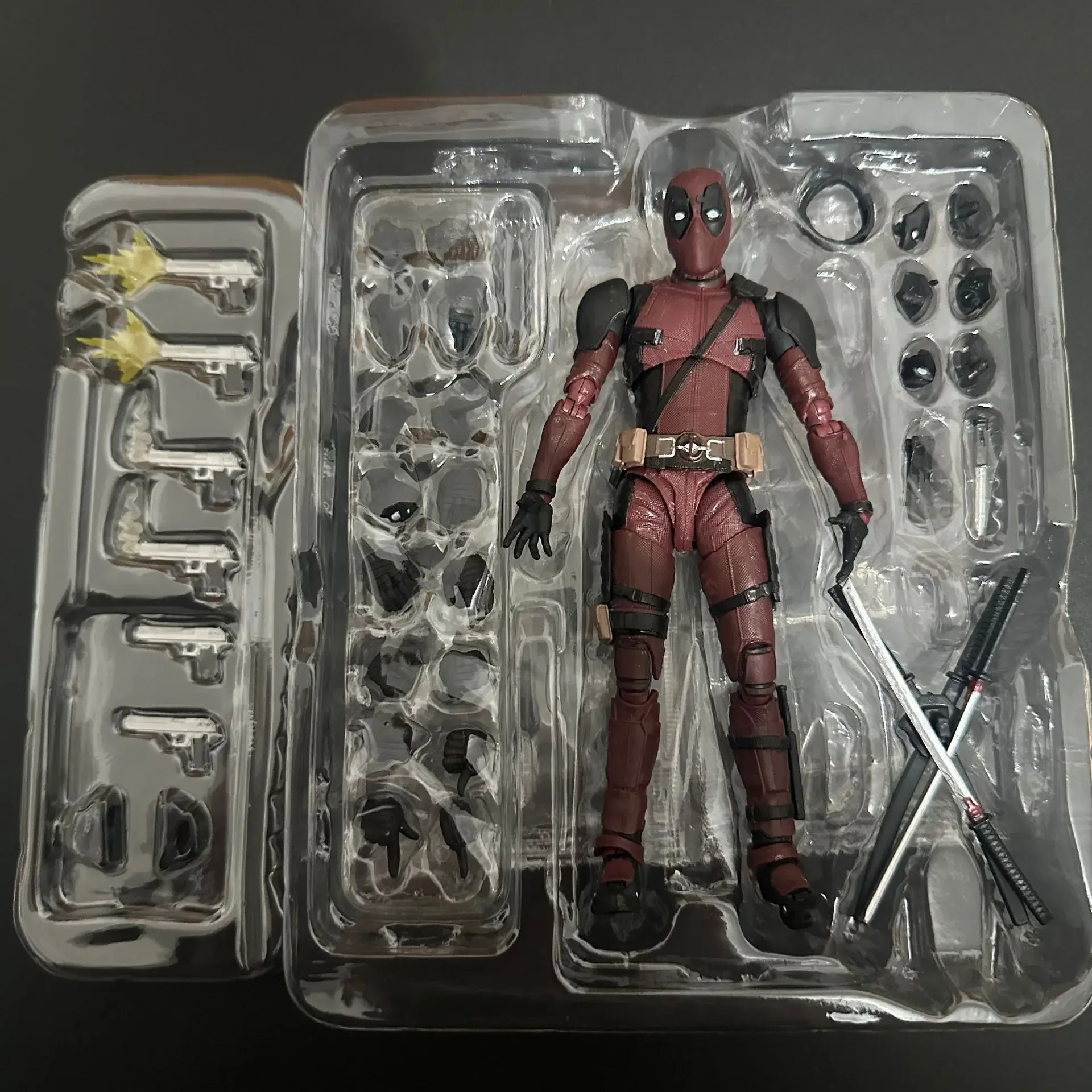 ديدبول عمل الشكل ديدبول ولفيرين Shfiguarts المشتركة المنقولة اتجاهات ويلسون كاريكاتير Shf نموذج الفيلم لعبة للأطفال هدية