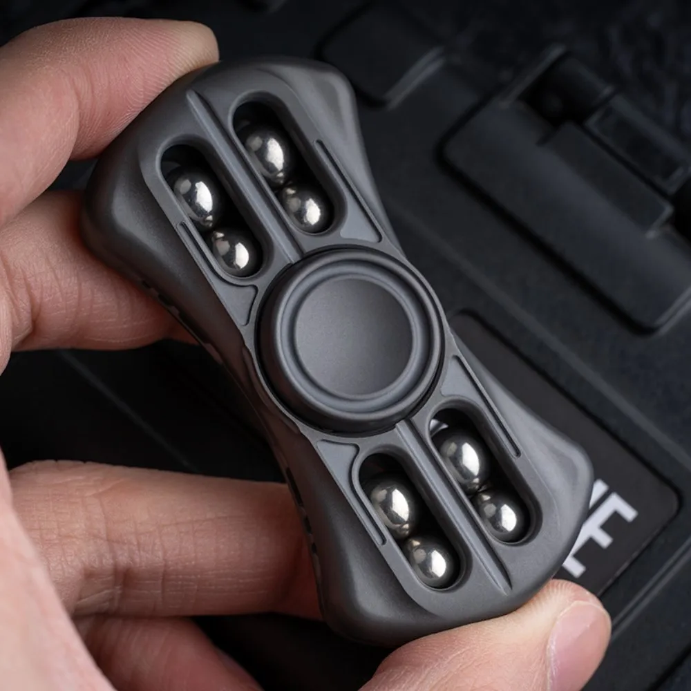 Bad Guy Studio BadButterfly 2.0 Fidget Spinner Stressabbau-Spielzeug Handhabung Gefühl Zappelspielzeug für Erwachsene Zappelnde Spinner Metall