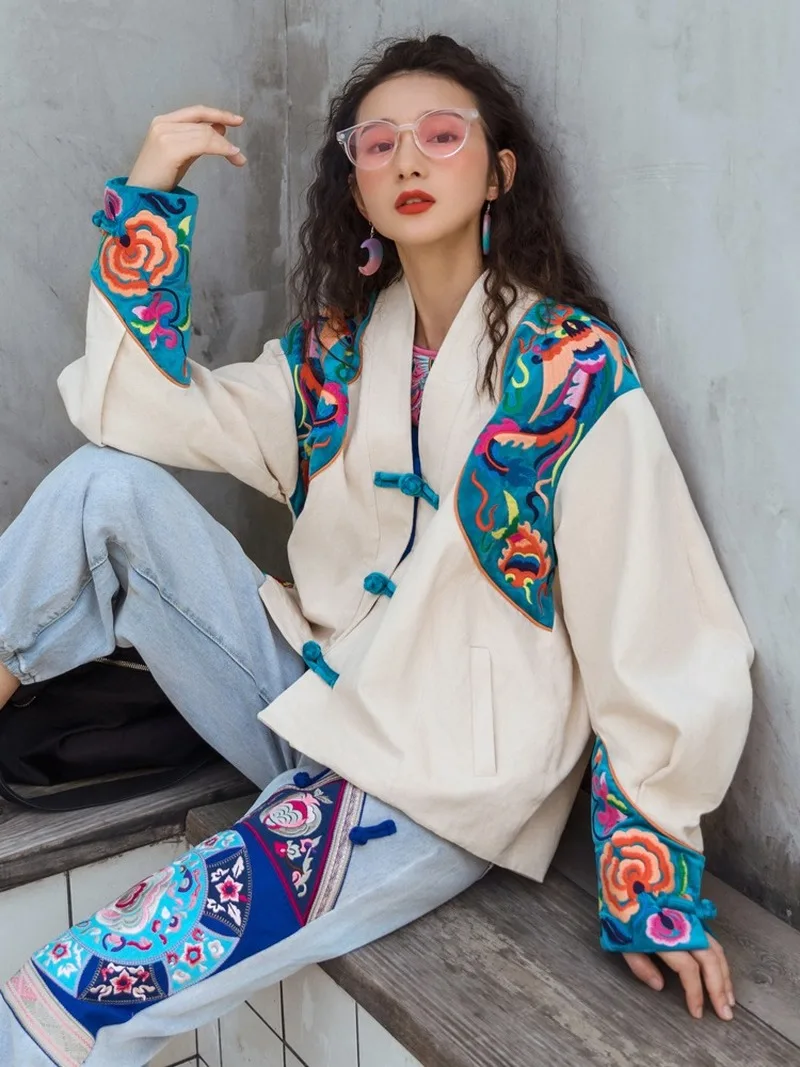 

Fashion Chinese Style Tang Suit Jackets Women Oriental Retro Loose Long Sleeve Print Hanfu Coat Vintage White Tops Outerwear