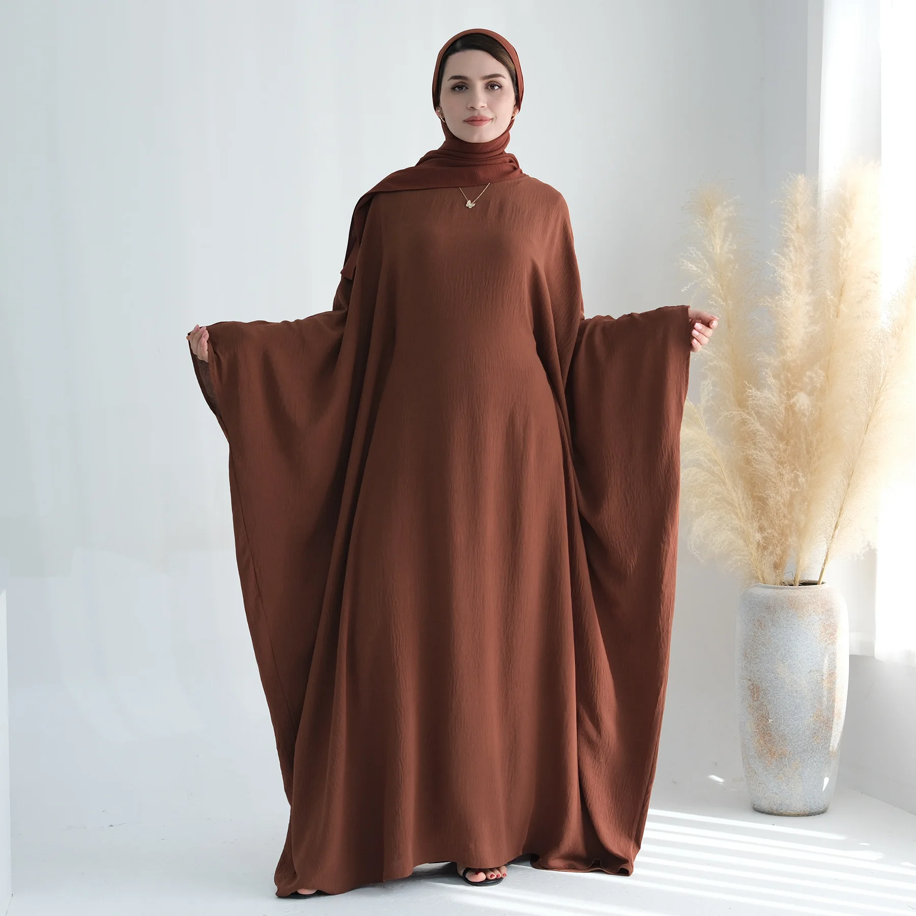 Latest Islamic Clothing Oversize Modest Abaya Women Muslim Dress Loose Prayer Batwing Sleeve Abaya Turkey Eid Ramadan Abaya Robe