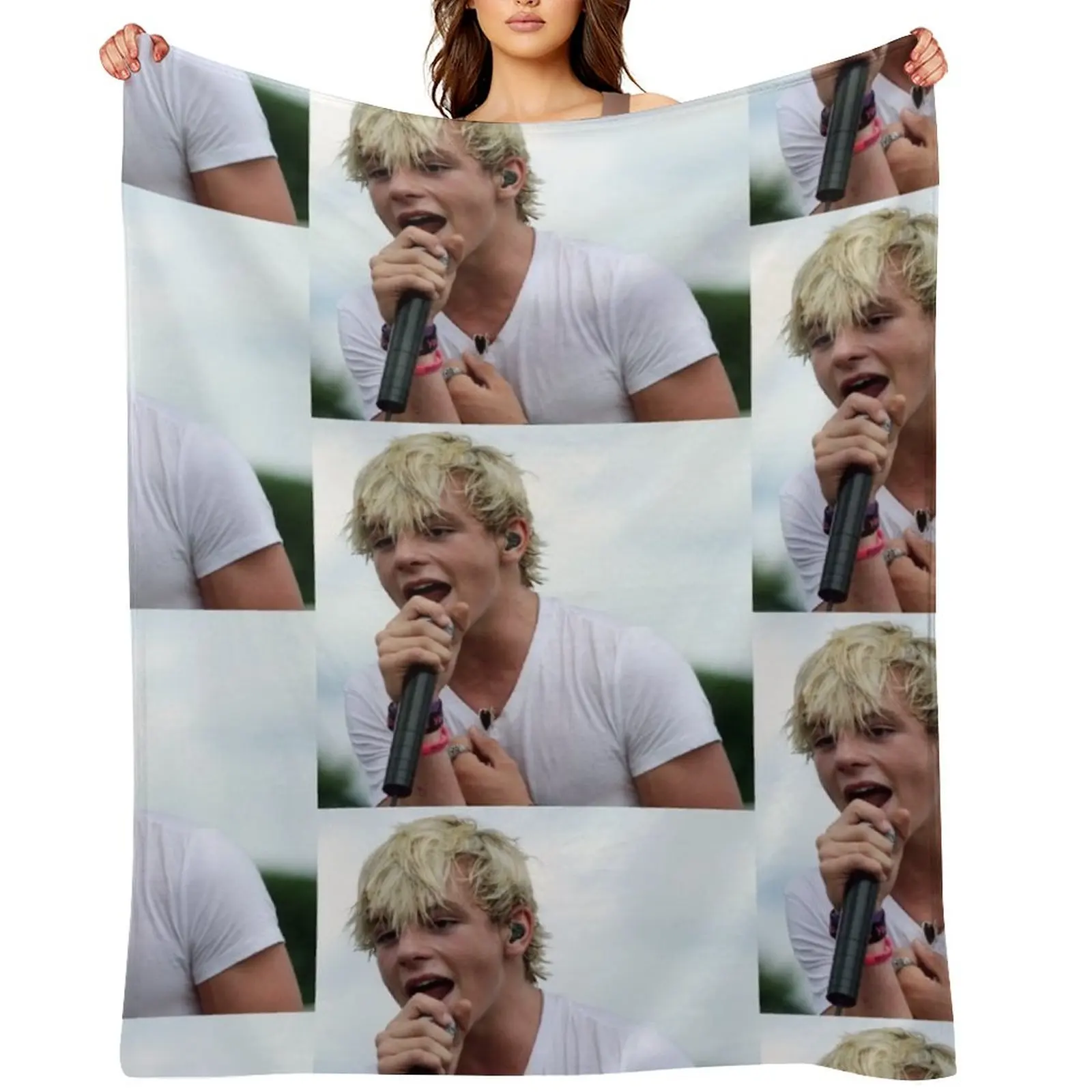 

ross lynch Throw Blanket Thermal Shaggy Sofa Soft Big Blankets