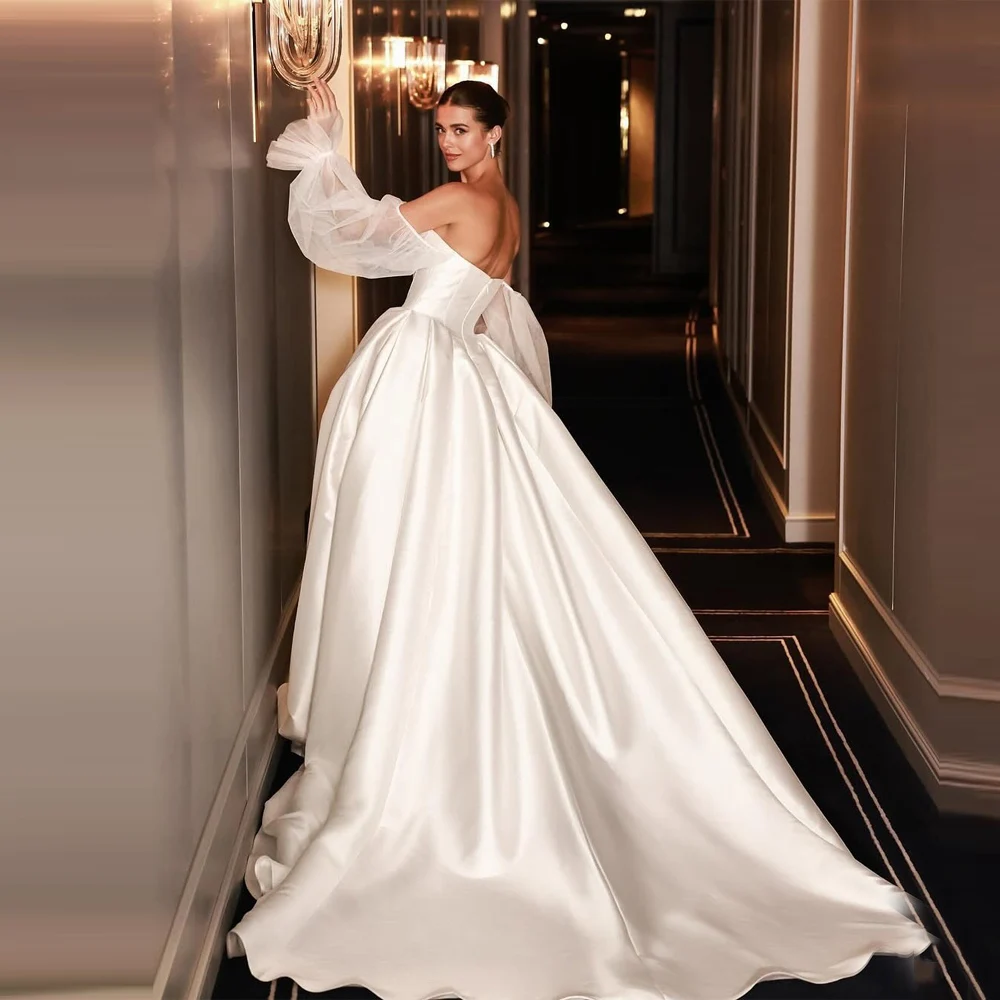 恋人の首輪の女性のウェディングドレスレース印刷ブライダルドレス特別にデザインされた婚約 Vestidos De Noivas カスタマイズ