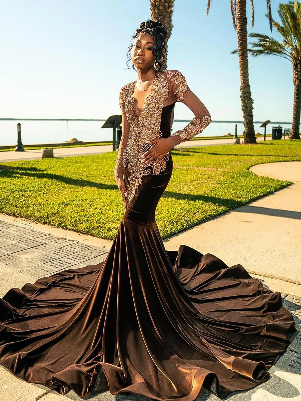 Long Sleeve Brown Mermaid Prom Dresses Black Girls 2025 Long Velvet Crystal Rhinestone Luxury Birthday Party Dress Customized