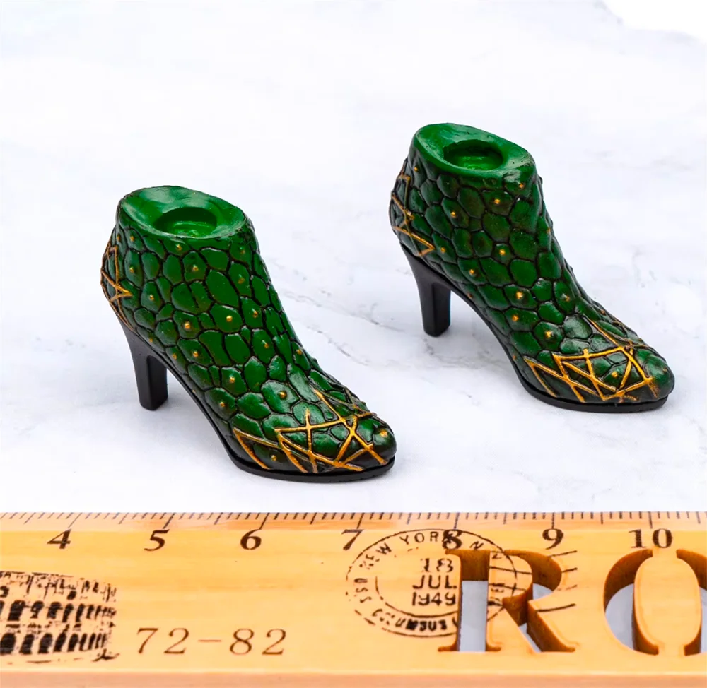 

1/6th TBLeague PL2023-220B Female Gold Version Solid Boots Shoes Model PVC Material For 12inch Body Action Figures