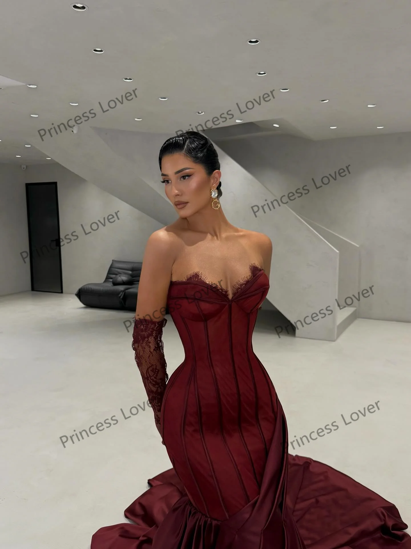 Abiti da sera rosso vino Corsetto in pizzo Tromba Abito per party di matrimonio Personalizzato Sweep Train Abito da ballo Abiti formali eleganti