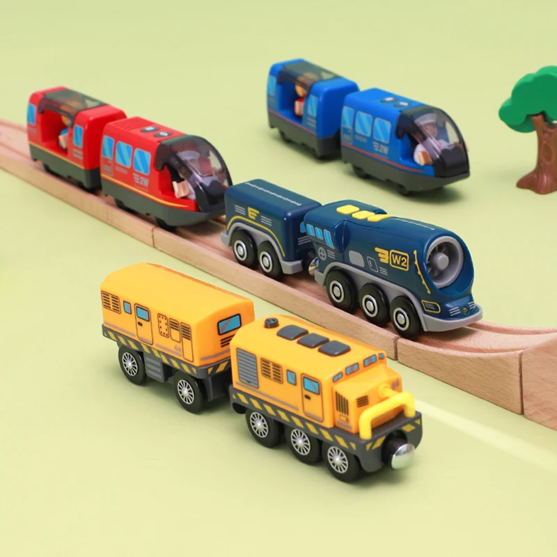 Kids Electric Train Wooden Track Magnetic Slot Diecast Electric Railway With Two Carriages Train Wood Toy FIT Wooden Brio Tracks