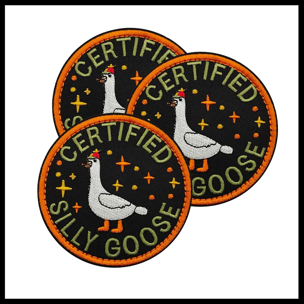 ZERTIFIZIERTE SILLY GOOSE Lustige runde taktische orangefarbene Gans mit Hut-Aufnäher, lustiger Buchstabe, Tier-Stickerei, Stoff-Aufnäher für Tasche, Hut