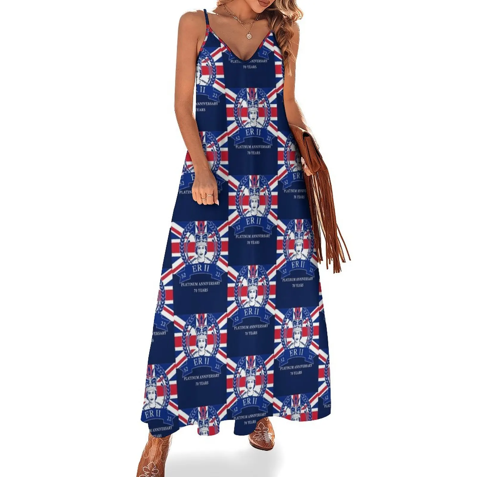

Queen Elizabeth II PLATINUM Jubilee 70 Years with Union Jack Sleeveless Dress women party dresses Aesthetic clothing Dress