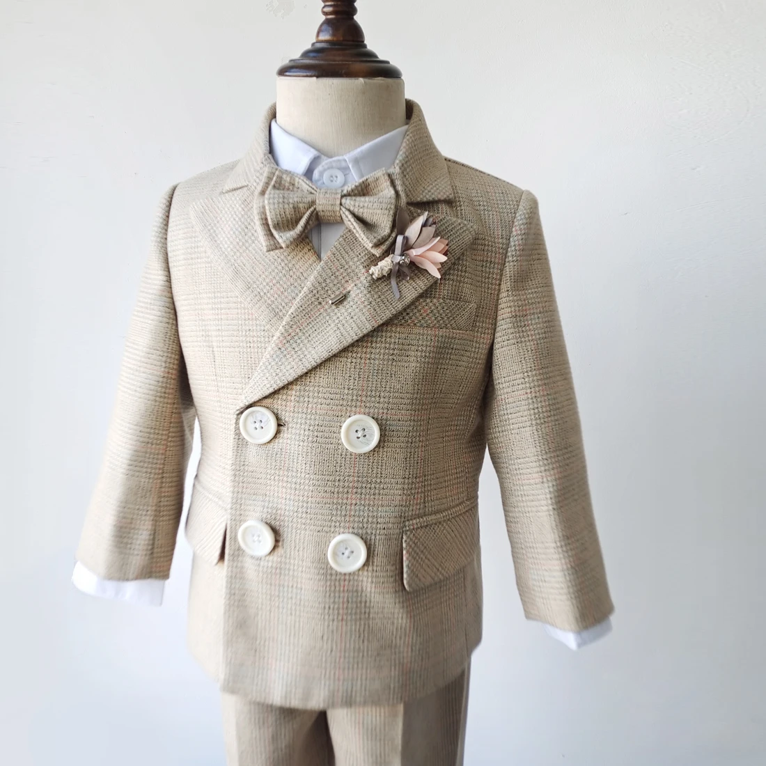 Spring Little Boys Clothing Set Top Quality Plaid khaki Wedding Suit Kid Formal Tuxedo Bowtie Dress Baby Blazer Party Costume