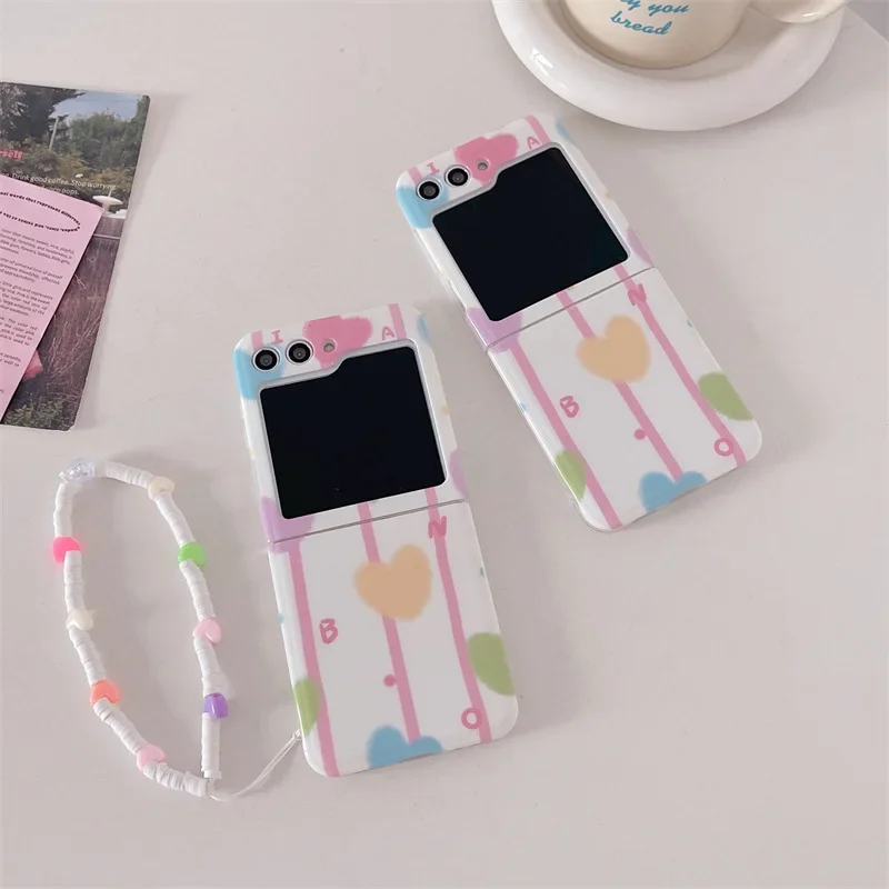 Цветной чехол для телефона с цепочкой в форме сердца для Samsung Galaxy Z Flip 6 5 4 3, защитная задняя крышка для ZFlip4 ZFlip5 ZFlip6, чехол