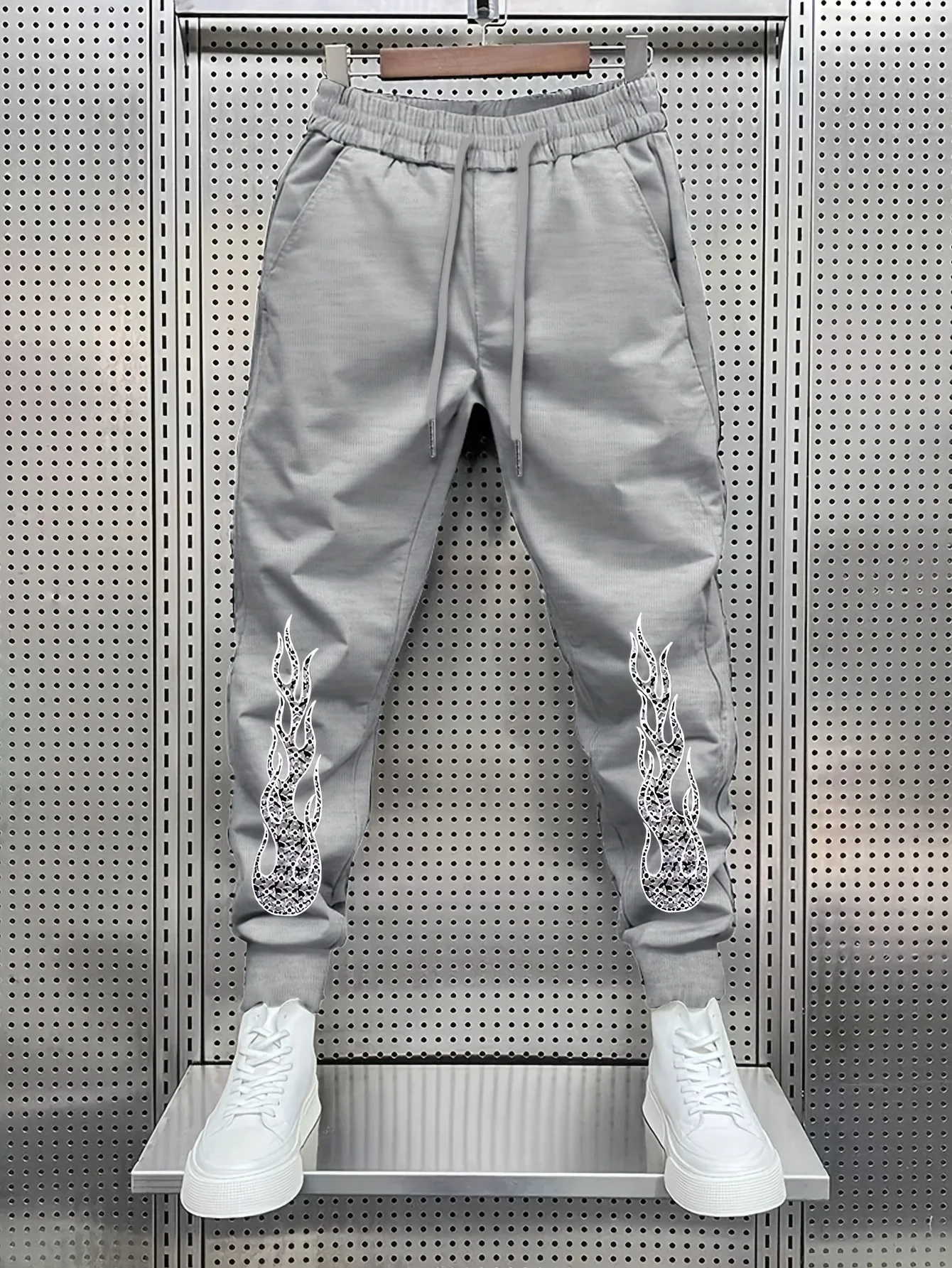 Fashion‑theme‑hiphop bandana flame ornament print comfy dual‑leg sweatpants men hip hop sports jogger trousers