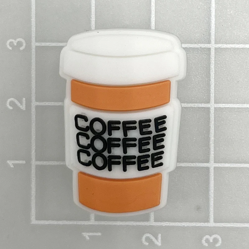 Colorido Coffee Cup PVC Sapato Encantos, Sandálias Acessórios para Pulseiras, Sapato Buckle Decorações, Kid Gift, Clips Badge, 1Pc