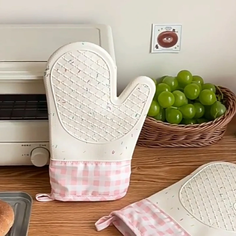 Silicone Oven Mitts, Silicone Oven Gloves Set with Quilted Liner for Kitchen Cooking Baking Grilling, Gloves for Home