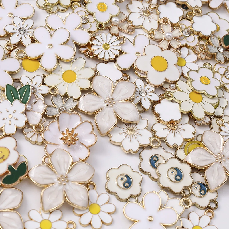 20 Stück gemischte niedliche weiße Emaille-Blumenanhänger für die Schmuckherstellung, DIY-Ohrringe, Halsketten, Armbänder, Zubehör – Detail 2