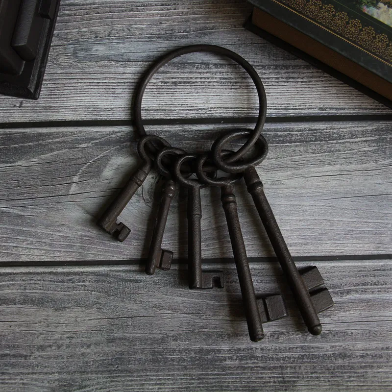 Nostalgic Old Objects Wrought Iron Cast Iron Key Old Lock Bar B & B Home Yard Wall Decoration Pendant