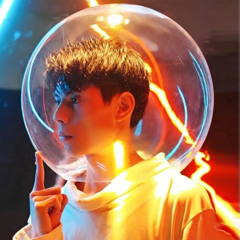Men's Transparent Ultra‑Light Acrylic Head Dome, Half‑Sphere Photography Prop for Male Character Portrait Shooting，Diameter 45cm