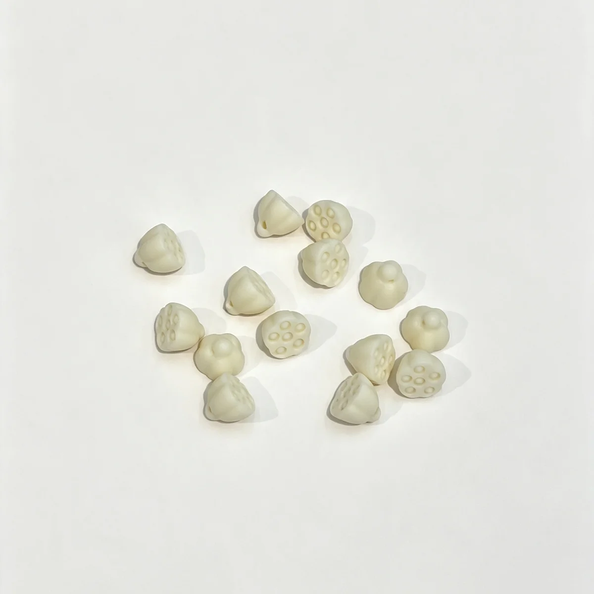 20pcs Natural  Embossed Shell Powder Lotus Pod-Shaped Bead with Holes 8x9mm Charms for DIY Necklace Earring Jewelry Making Craft