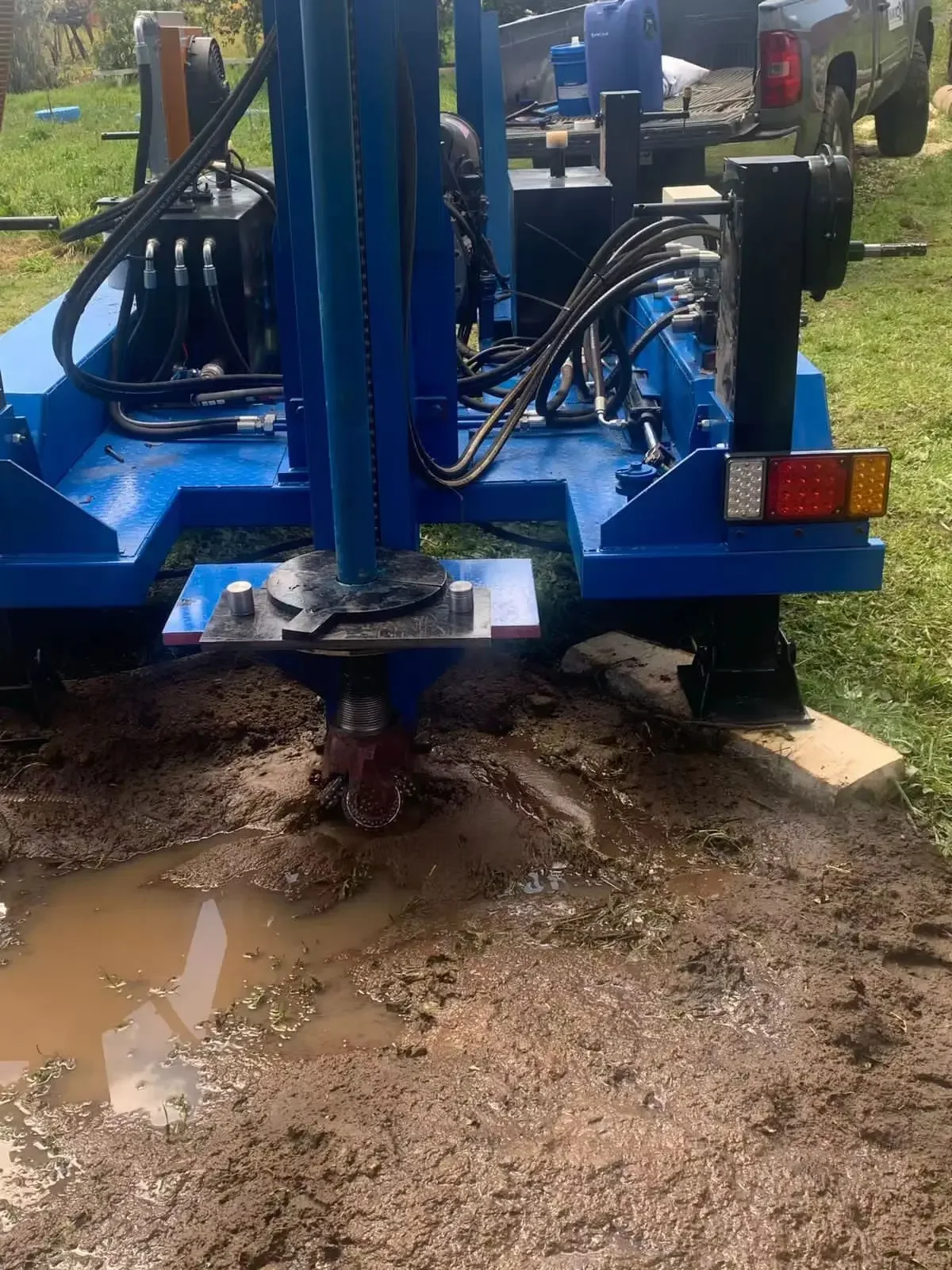 Minimáquina de perforación de roca para pozo de agua giratorio portátil, pequeña, con compresor de aire, plataforma de perforación