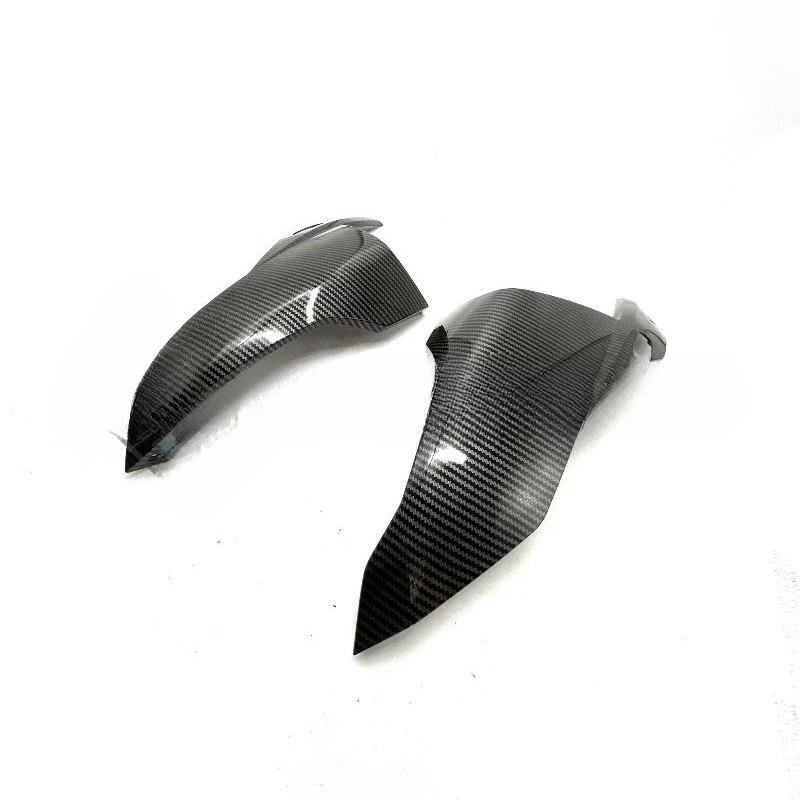 

Подходит для BMW S1000RR до 2019-2023 гг., большой плафон фары, левая и правая накладки на фары, точная механическая обработка.