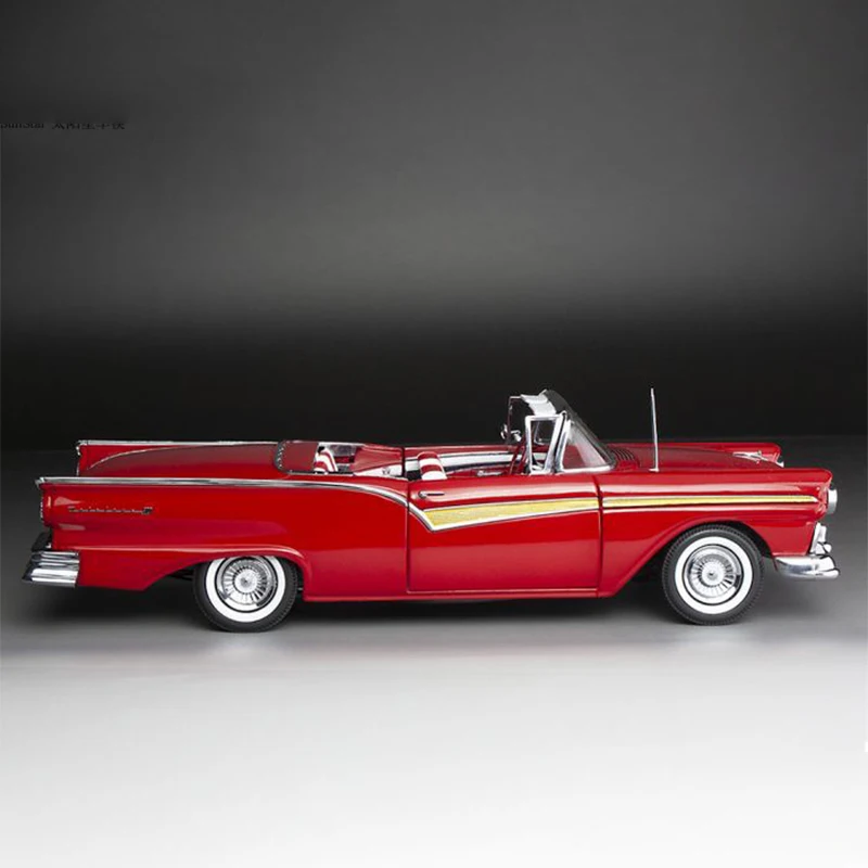 Diecast Original 1/18 Scale 1957 Ford 500 Fairlane Collapsible Roof Simulation Alloy Car Model Static Display Collectible Gift