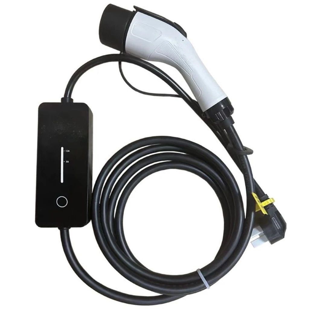 7 kW AC Portable Small Black EV Charger with 200-220V Input Easy to Carry New Condition for Manufacturing Use