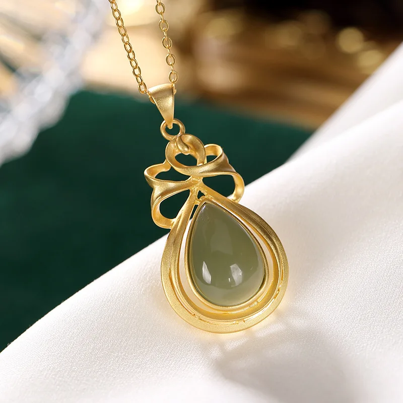 Natural Hetian Green Chalcedony Bow Teardrop Shape Pendant Necklace Chinese Style Retro Charming Charm Lady Jewelry