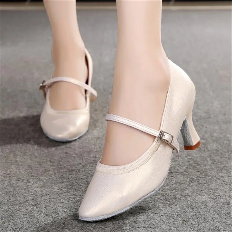 

Woman Ballroom Dance Shoes Modern Dance Shoes Salsa Ballroom Tango Latin Shoes Soft soled Women