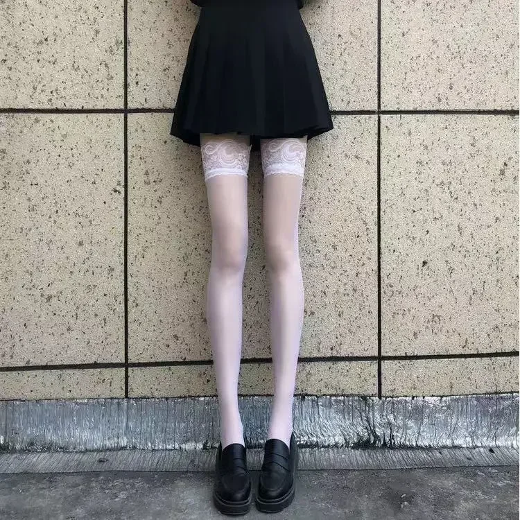 Costumes femmes Sexy cuisse haute résille bas Lolita filles gothique Punk Transparent sur le genou rouge large bord longues chaussettes