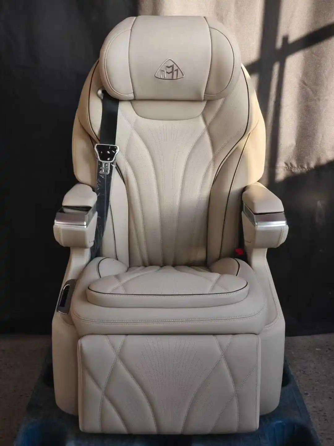 UTV&ATVGenuine Vito Electric Vehicle Seats, Compatible with Toyota Coaster/Hiace/Alphard/Vito Models