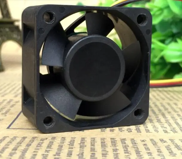 Original KDE1204PKV3  12V 0.4W 4020 three-wire supermute fan