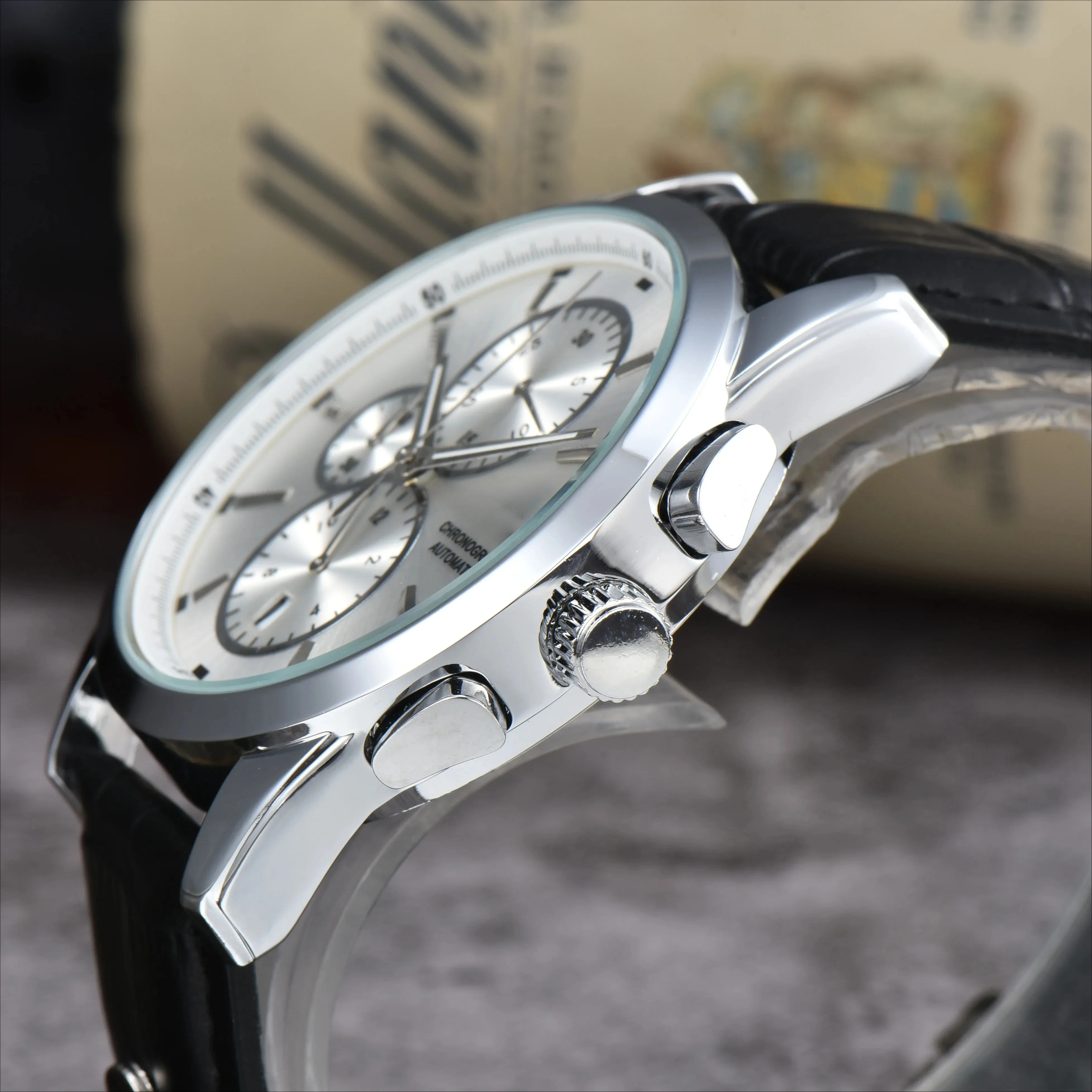 Mode vrije tijd herenpolshorloge professionele luchtvaart chronograaf luxe datumweergave quartz uurwerk zakelijk merkhorloge