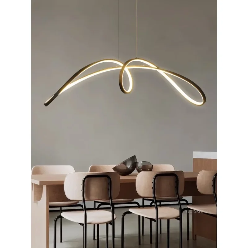 

GHJUYIOL Nordic restaurant pendant light, modern and minimalist living room bedroom light, creative and personalized office desk