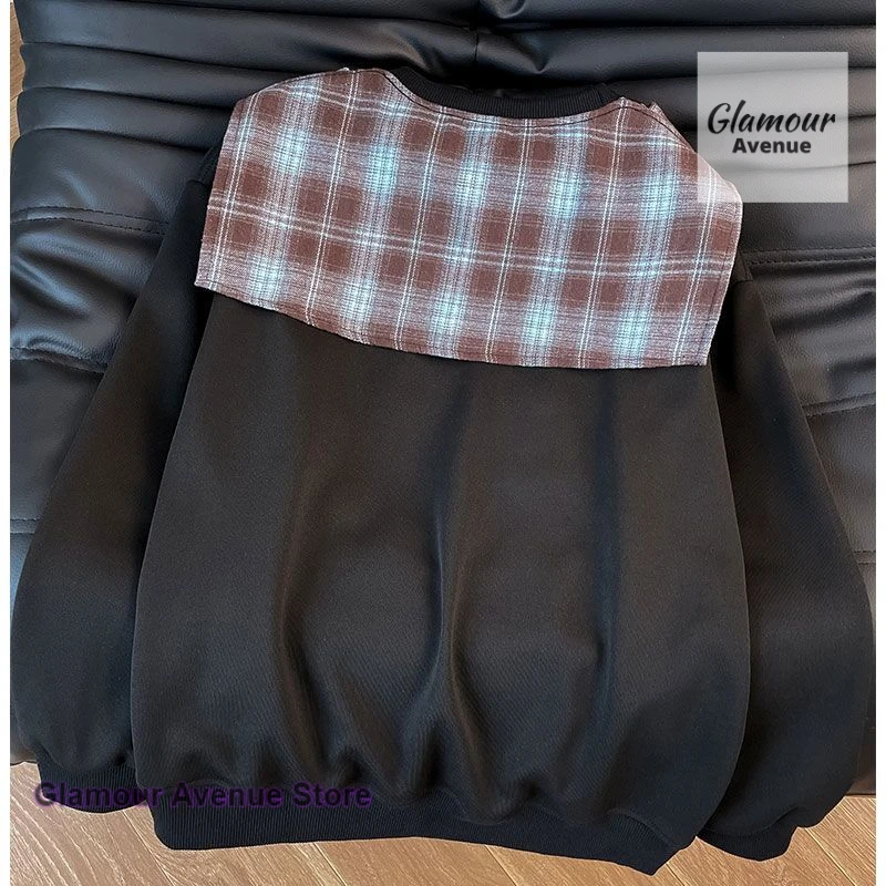 เสื้อสเวตเตอร์คอทรงกลมลายสก็อตแบบอเมริกันสำหรับผู้หญิง ฤดูใบไม้ผลิและฤดูใบไม้ร่วง ดีไซน์ใหม่ ทรงหลวม แฟชั่นทันสมัย สไตล์ลำลอง