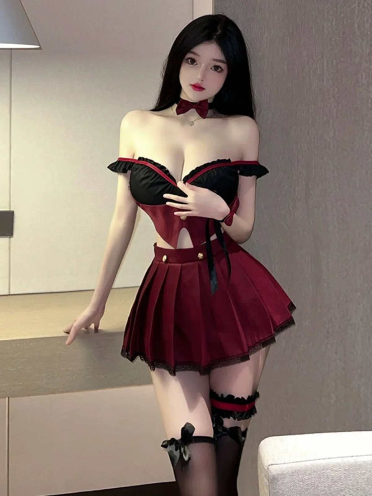 

Сексуальный комплект нижнего белья Pure Desire с глубоким V-образным вырезом и низкой грудью, юбка горничной orm JK, модная женская одежда, весна 2025 г.