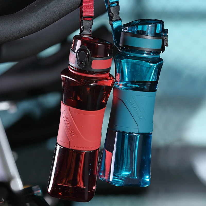 

Портативная спортивная пластиковая кружка для воды, для мужчин и женщин, для протеиновых коктейлей, с защитой от падений...