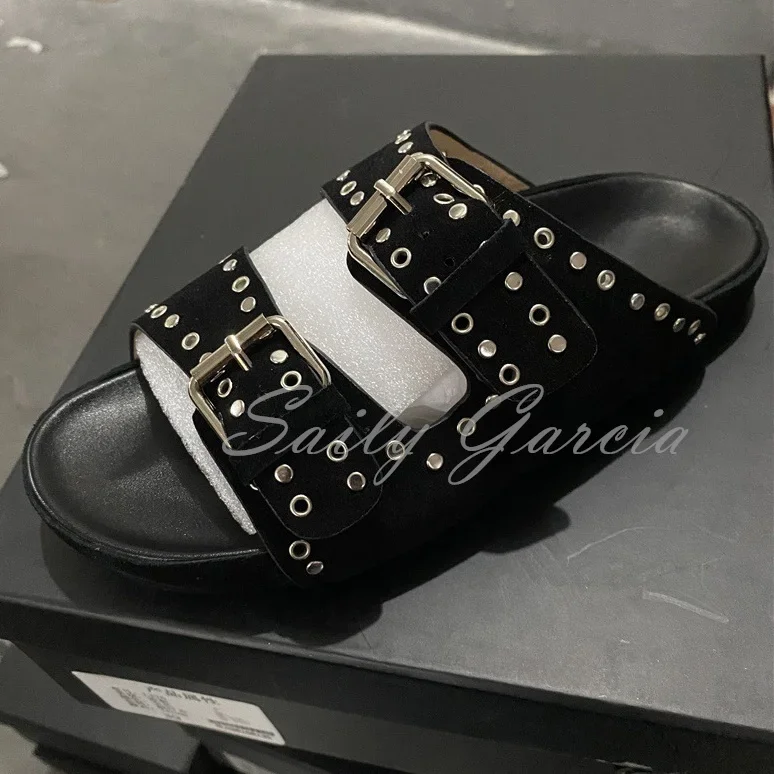 

Новые удобные кожаные шлепанцы на толстой подошве с заклепками на плоской подошве для женщин, Повседневная летняя пляжная обувь без шнуровки