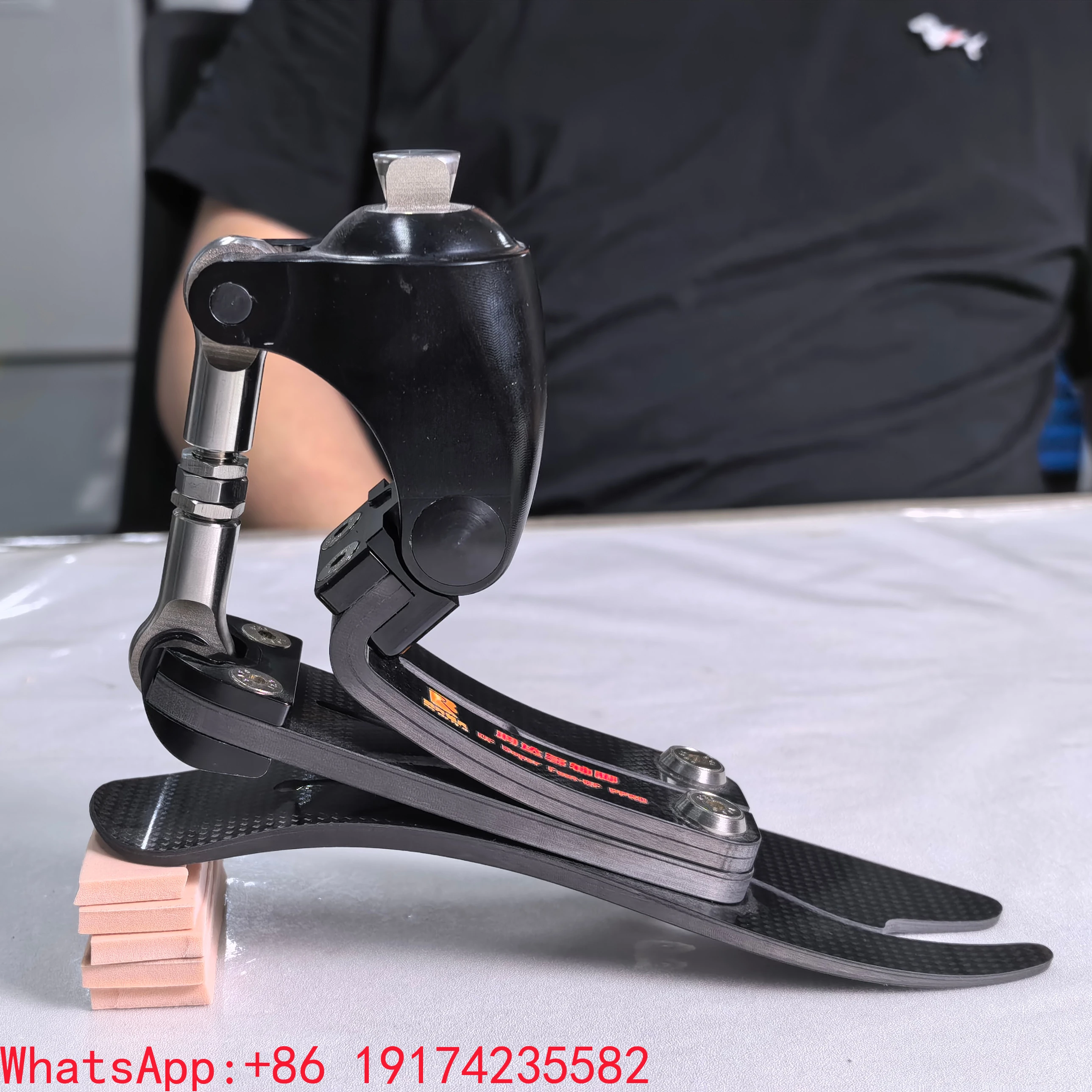

Multi-Axis Foot DF Super Foot-BF PPRO Features Carbon Fiber Foot Amputation Fixer Multi-Axis Ankle with Superstorm