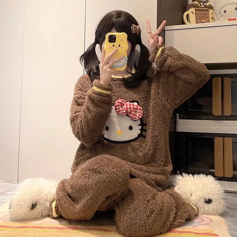 Kawaii Cartoon Sanrio Hello Kitty Korallen Fleece Pyjama Mädchen Winter Fleece-gefüttert verdickt Outdoor Loungewear Set Weihnachtsgeschenk