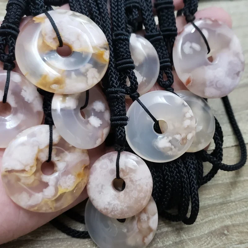 Natural Cherry Blossom Agate Pendant Safety Buckle, Ocean Chalcedony Safety Buckle Pendant Men's and Women's Jewelry