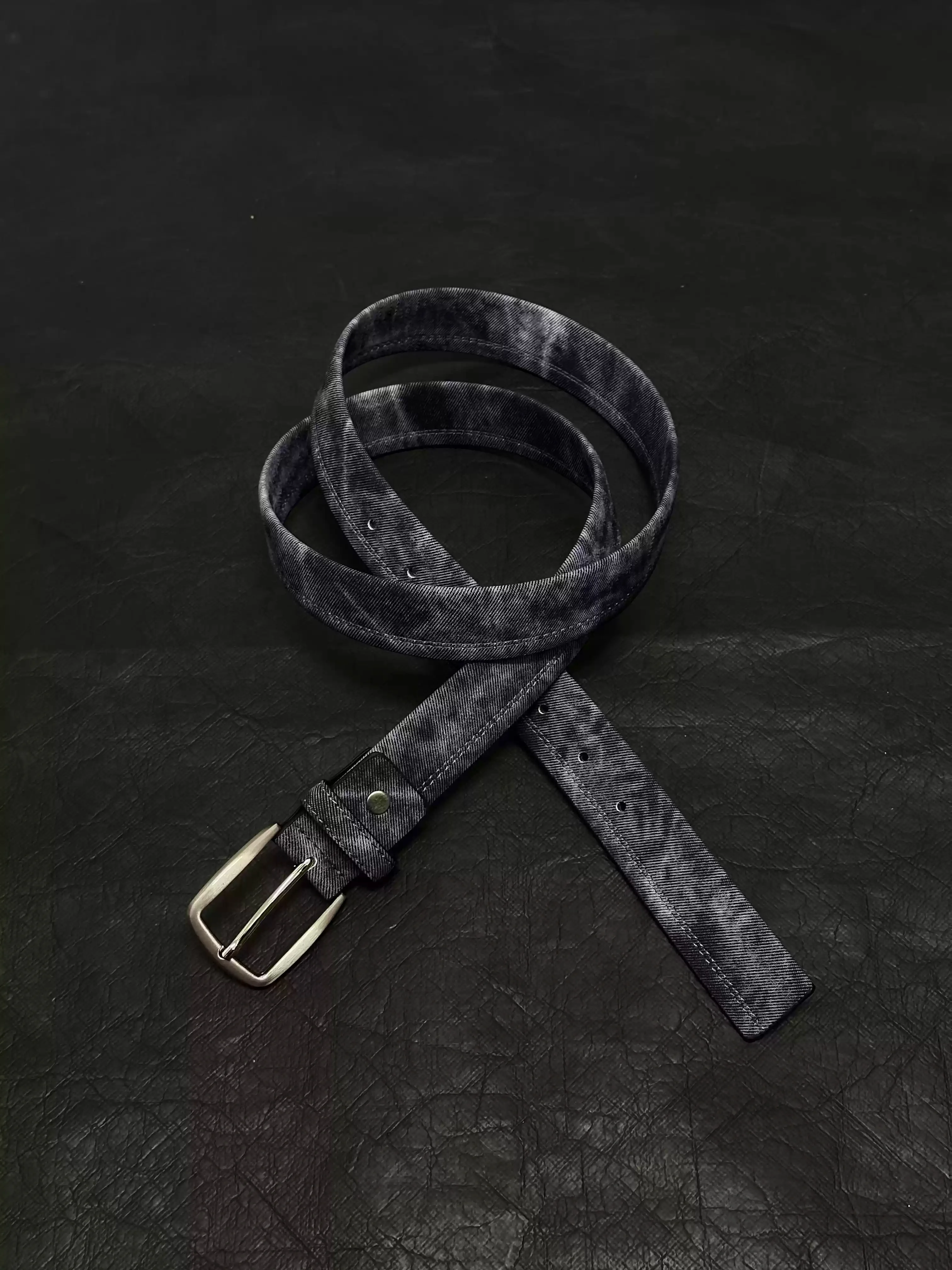 

Мужской ремень с пряжкой-застежкой, модный аксессуар для одежды из высококачественной искусственной кожи, подходит к джинсам и другим нарядам.