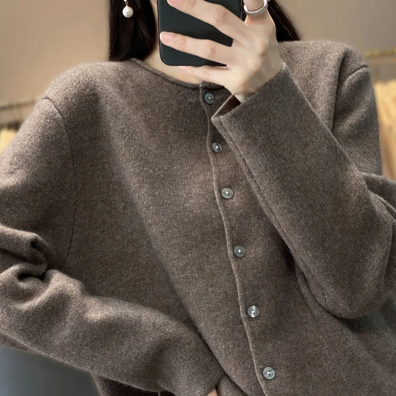 

Осенний классический женский вязаный шерстяной кардиган с длинными рукавами и пуговицами, свитер с круглым вырезом, дышащий мягкий свободный топ высокого качества
