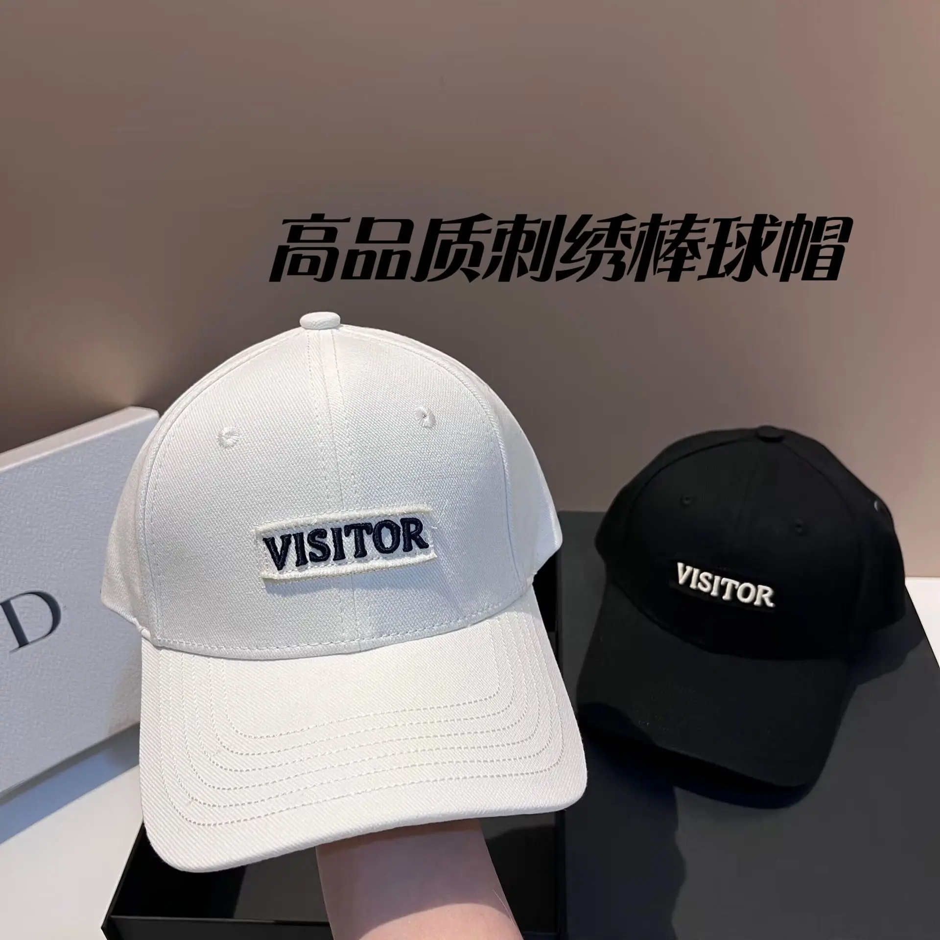 Luxuriöse Baseballmütze aus bestickter Baumwolle 2025, modisches Gesichtsbedeckungsdesign, altersätzende Outdoor-Sportmütze für Paare