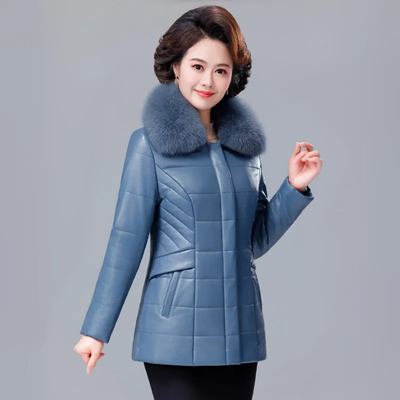 L-8XL Women Split Leather Coat Winter 2023 Fashion Mother Thicken Faux Fox Fur Collar Alpaca Fleece Filling Short Jacket Female