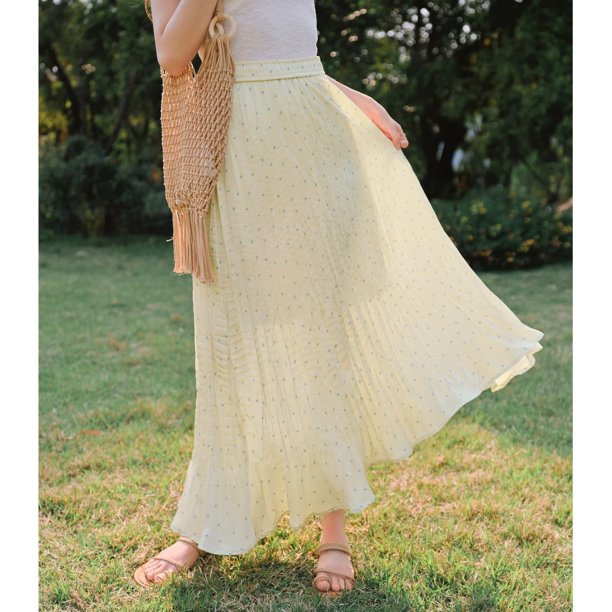 OLrain Women‘s Yellow Long Pleated Skirt 2026 Fashion Vacation Holiday Dot Print A-Line Summer Skirt Female Clothes O57XB99163